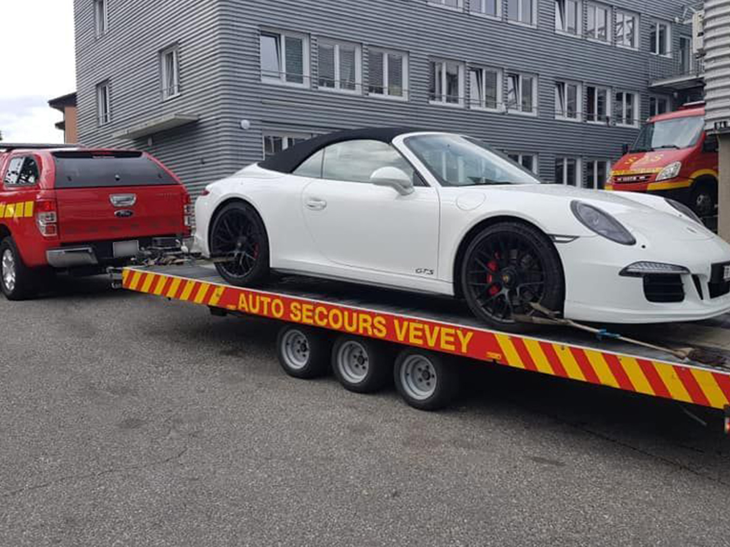 AutoSecoursVevey transport galerie 07